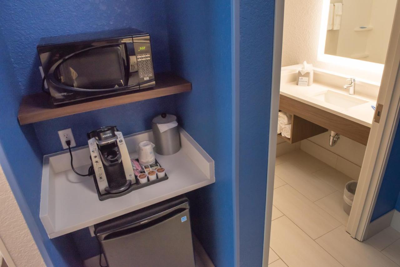 Holiday Inn Express & Suites - Merrillville By Ihg Екстер'єр фото