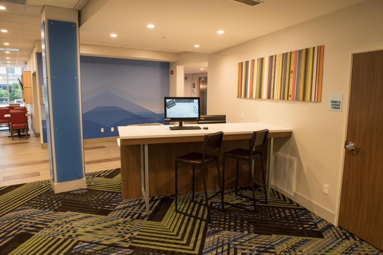 Holiday Inn Express & Suites - Merrillville By Ihg Екстер'єр фото
